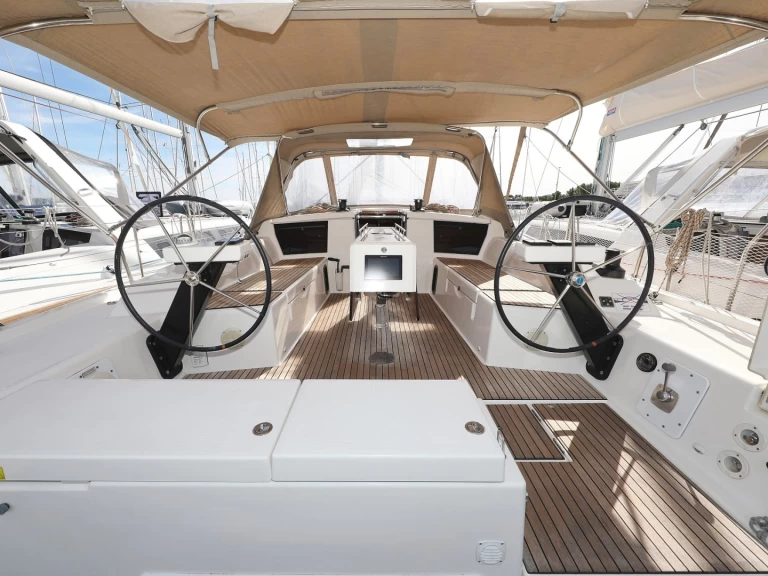 Alquiler Velero Dufour con o sin  título de navegación