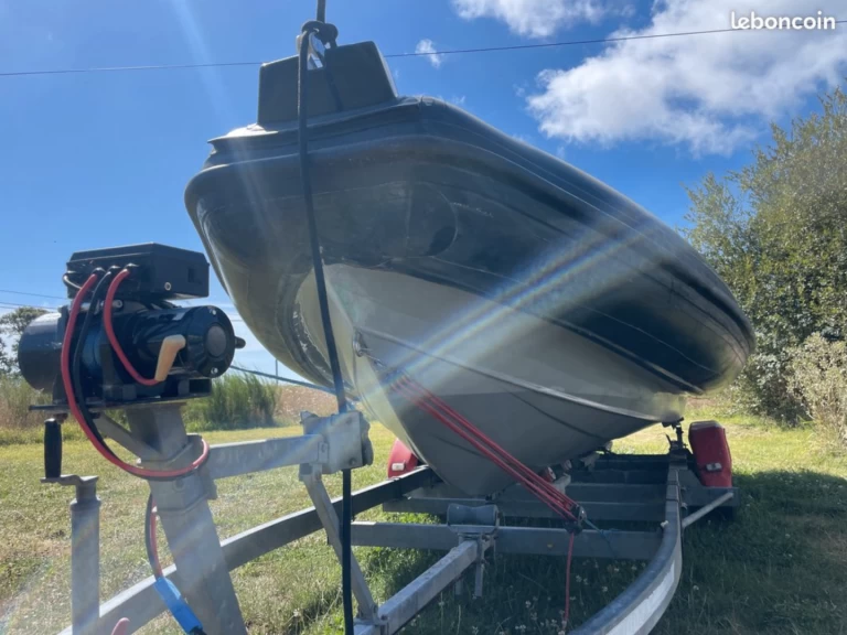 Alquiler de Valiant DR 750 Fishing en Baden