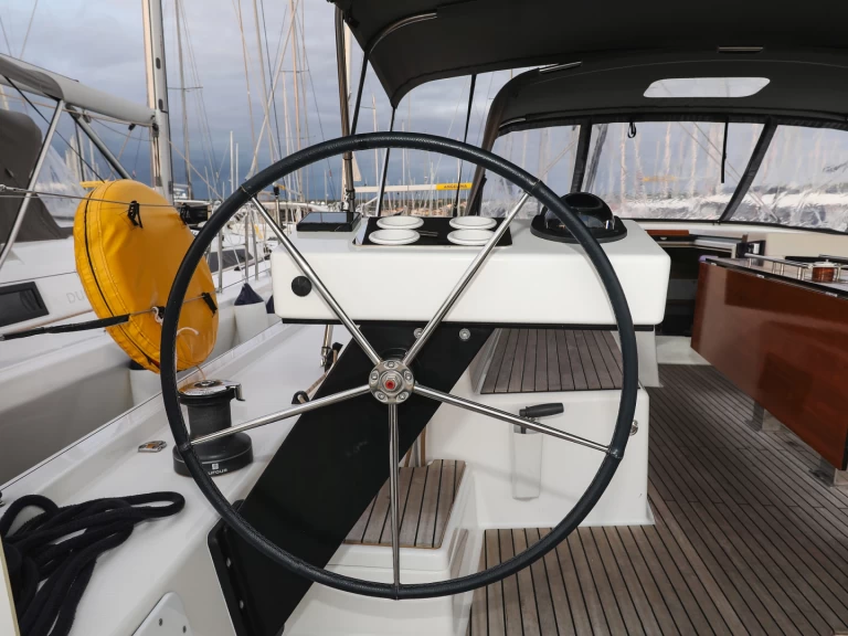 Alquiler de barcos Trogir barato de Dufour 470