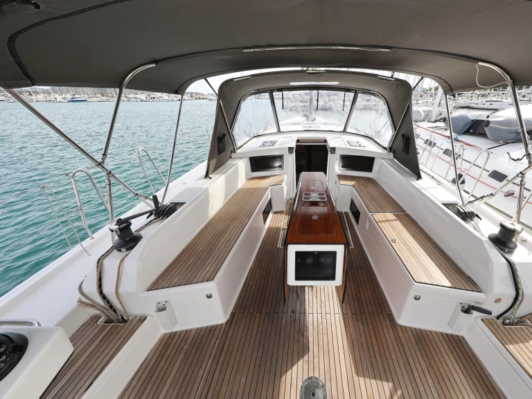 Alquiler de Velero, con o sin patrón Dufour Sveti Filip i Jakov