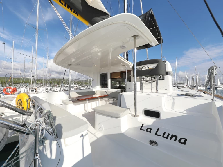 Alquiler de Lagoon Lagoon 40 en Sveti Filip i Jakov