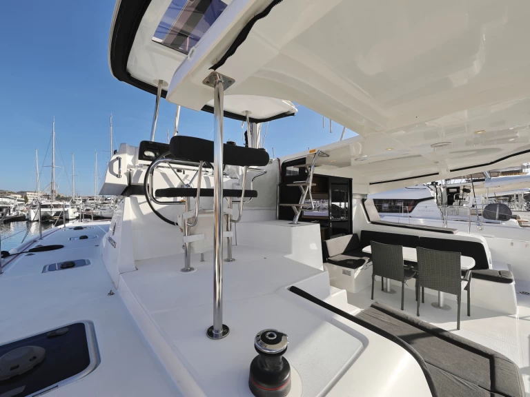 Alquiler de embarcaciones Lagoon Lagoon 42 enŠibenik en Samboat