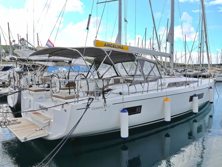 Velero para alquilar Trogir al mejor precio