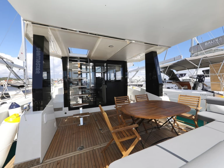 Alquiler de Yate de lujo, con o sin patrón Cobra Yachts Šibenik