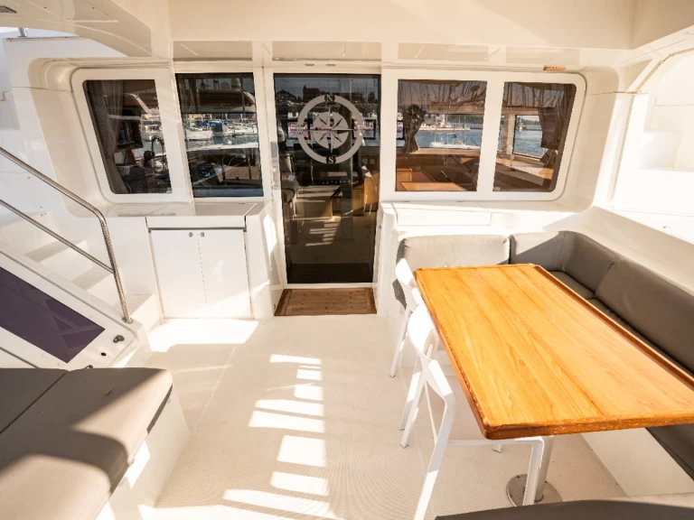 Catamarán para alquilar Pirovac al mejor precio