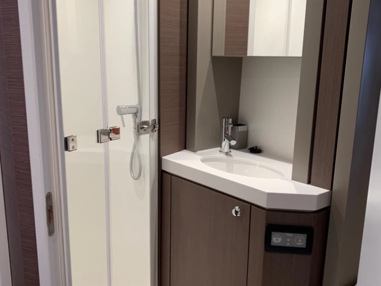 Alquiler Catamarán Bali con o sin  título de navegación