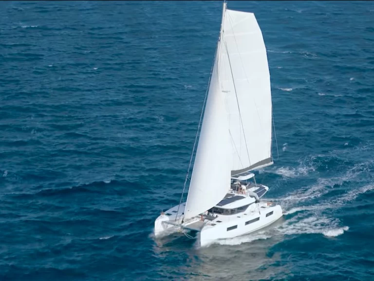 Alquiler Catamarán en Pula - Lagoon Lagoon 51