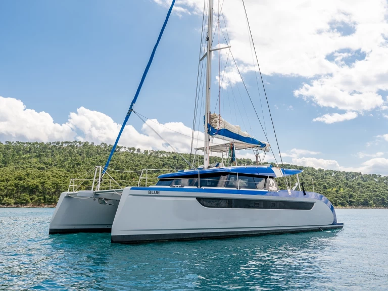 Catamarán para alquilar Split al mejor precio
