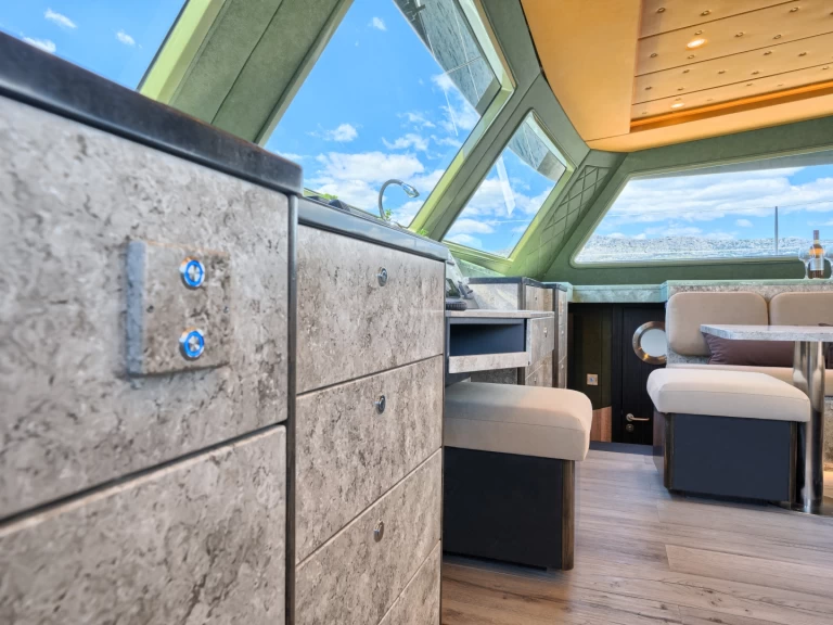 Alquiler de Catamarán, con o sin patrón Luna Split