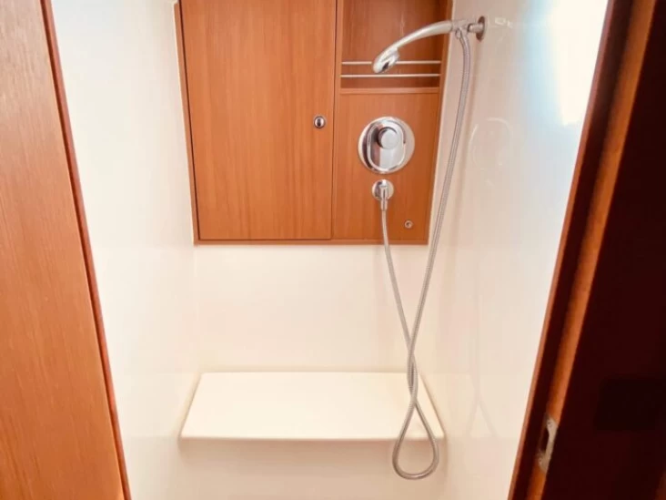 Alquiler de barcos Kavála barato de Cruiser 45