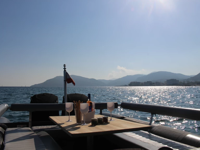 Neumática para alquilar Cannes al mejor precio