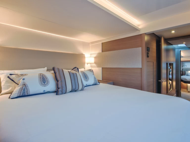 Leopard Leopard 53 Powercat de alquiler a Port Grimaud