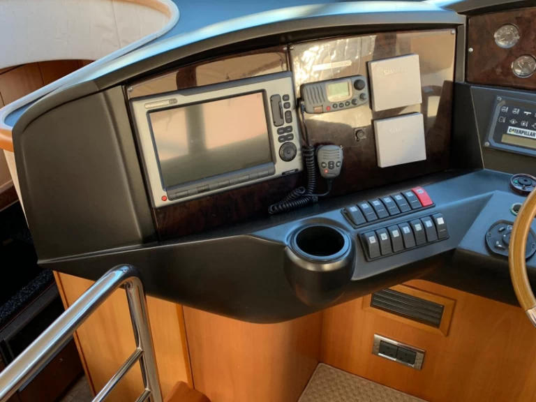 Alquiler de Sunseeker Manhattan 50 en Primošten