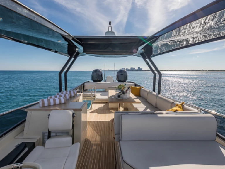 Alquiler Yate de lujo en Dubai Marina - Sunseeker Sunseeker 60