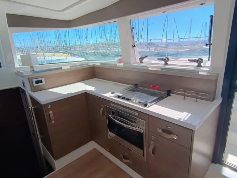 Alquiler de barcos Capo d'Orlando barato de Bali 4.2