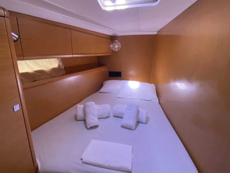 Jeanneau Jeanneau 53 de alquiler a Álimos