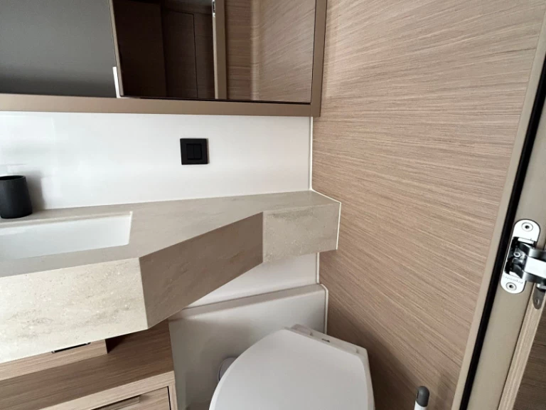 Alquiler Catamarán Lagoon con o sin  título de navegación