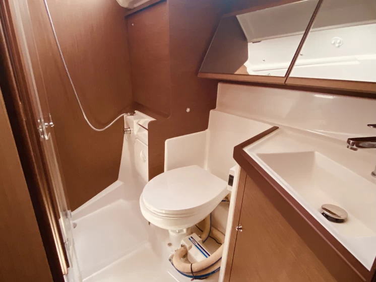 Alquiler Velero Bénéteau con o sin  título de navegación