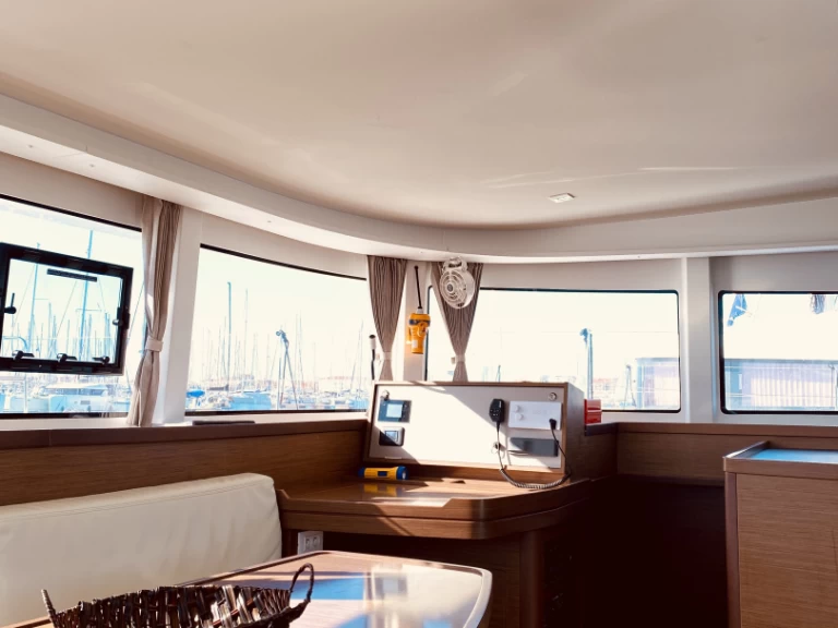 Lagoon Lagoon 42 de alquiler a Lefkáda