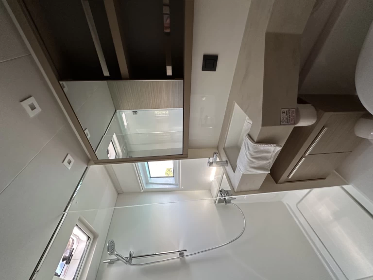 Catamarán para alquilar Trogir al mejor precio