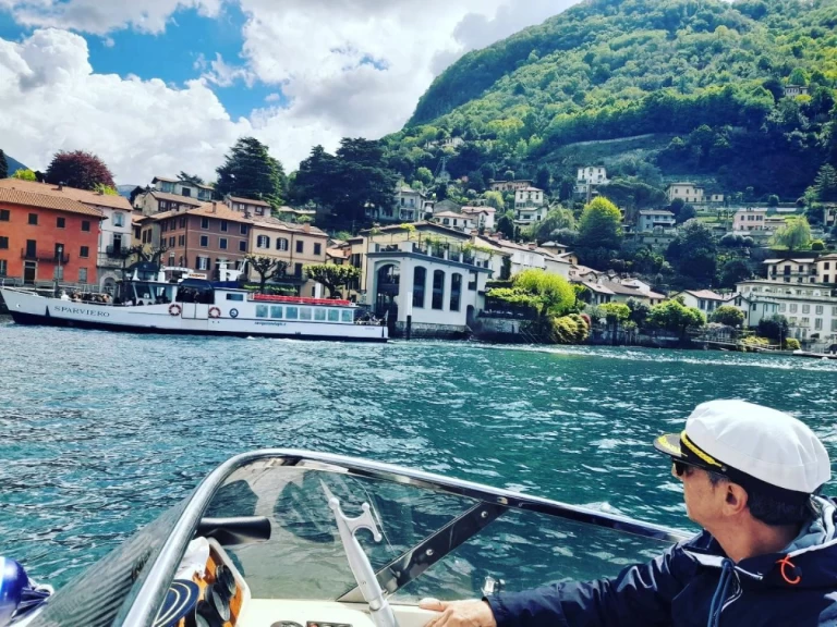 Alquiler Lancha Molinari con o sin  título de navegación