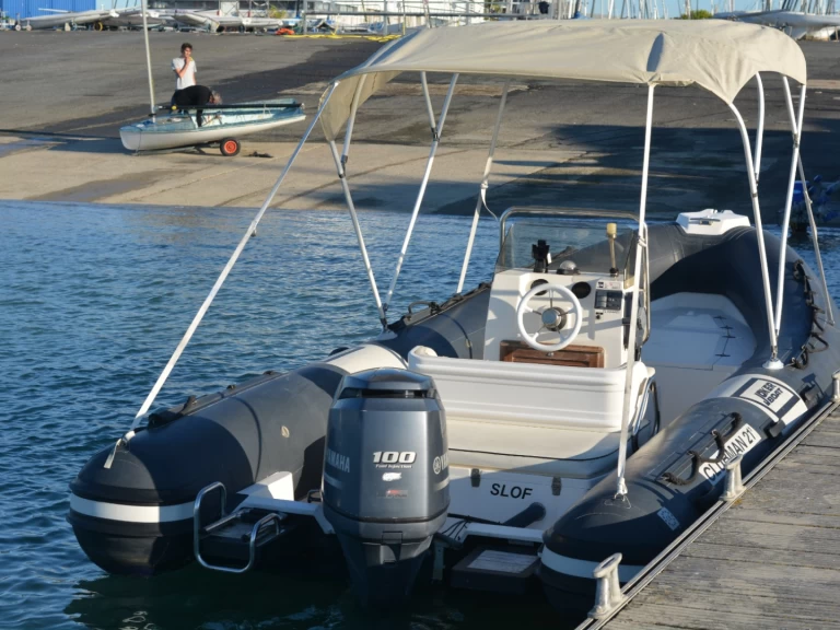 Alquiler de Joker Boat Clubman 21 en La Rochelle