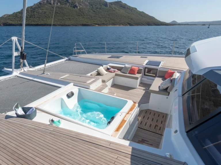 Fountaine Pajot Alegria 67 de alquiler a Trogir