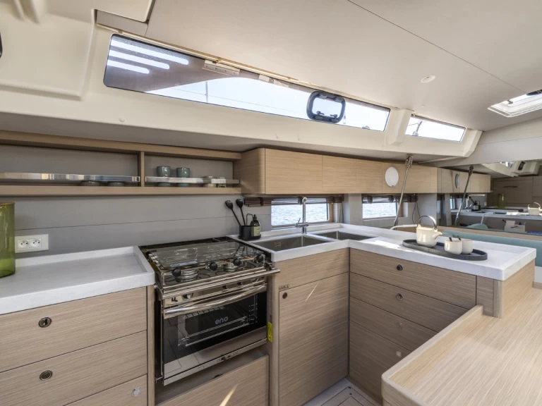 Velero para alquilar Split al mejor precio