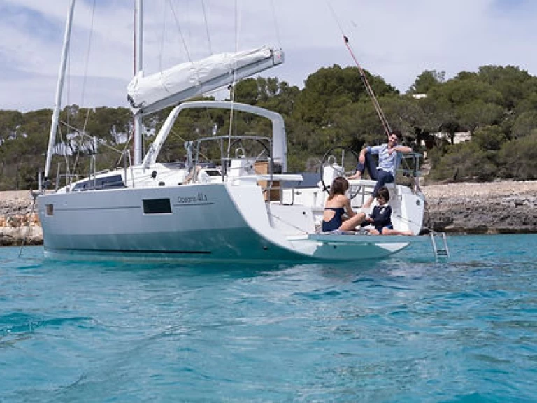 Alquiler de Bénéteau Oceanis 41.1 en Port Grimaud