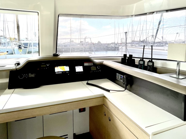 Alquiler Catamarán en Álimos - Bali Bali 4.1