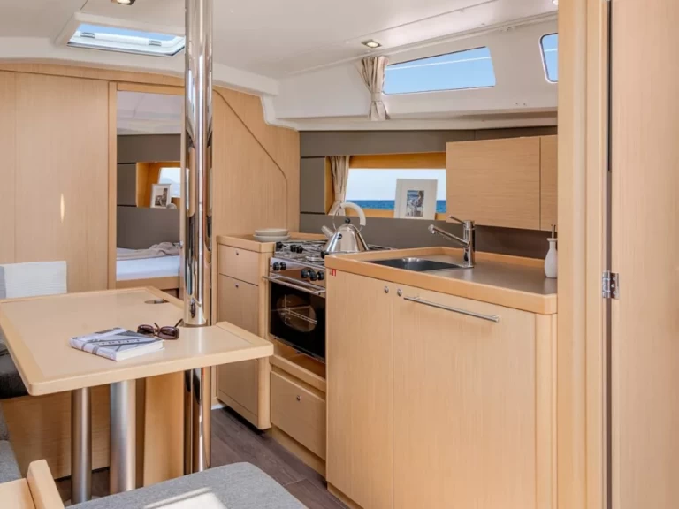 Bénéteau Oceanis 35 de alquiler a Marmaris