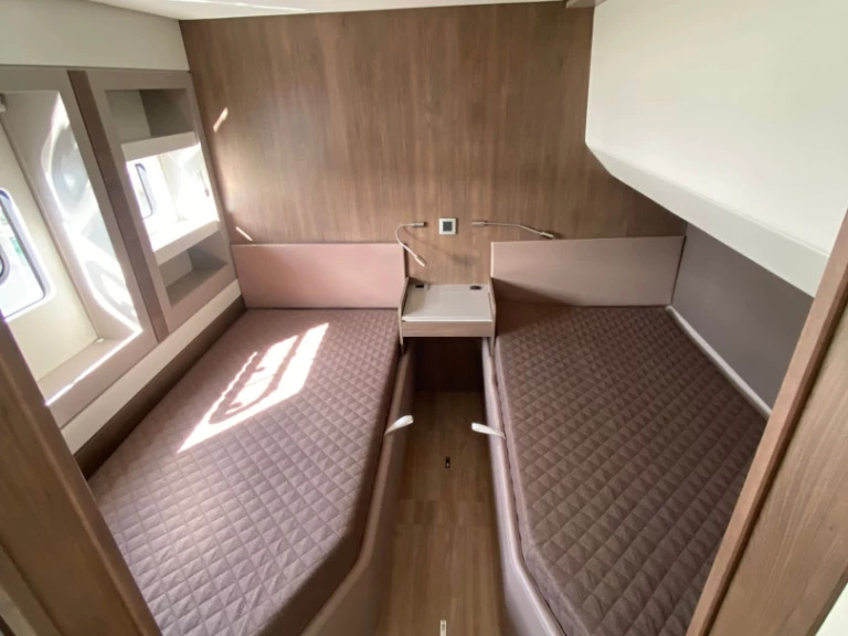 Catamarán para alquilar Golfo Aranci al mejor precio