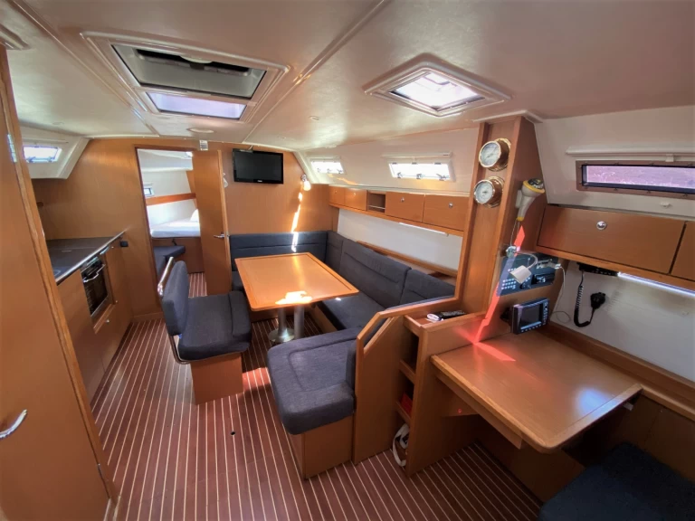 Alquiler de barcos Sukošan barato de Bavaria 40