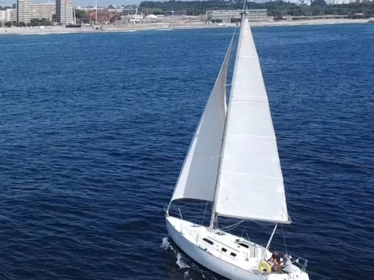 Alquiler de embarcaciones Dufour Dufour 32 enLeça da Palmeira en Samboat