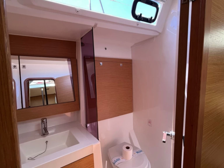 Dufour Dufour 56 Exclusive de alquiler a Šibenik