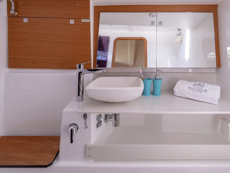 Alquiler de embarcaciones Dufour Dufour 430 Grand Large enLefkada (Isla) en Samboat