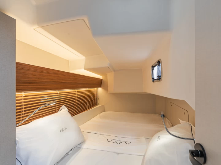 Velero para alquilar El Pireo al mejor precio