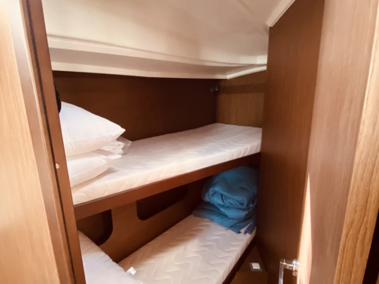 Alquiler de Bénéteau Oceanis 40.1 en Lefkáda