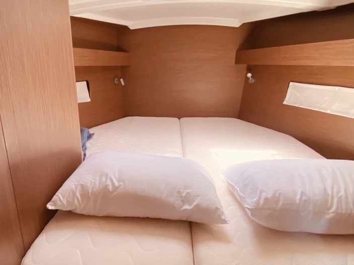 Alquiler de barcos Lefkáda barato de Oceanis 40.1