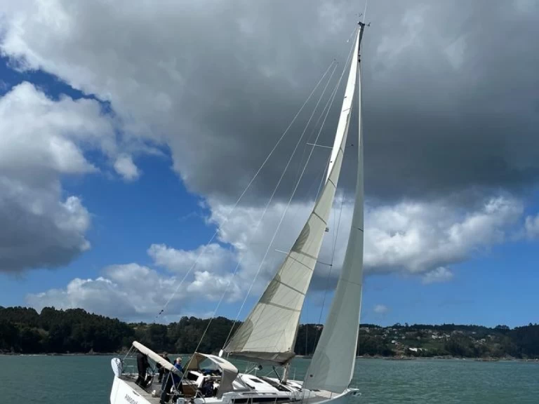 Alquiler de embarcaciones Dufour Dufour 430 Grand Large enBaiona en Samboat