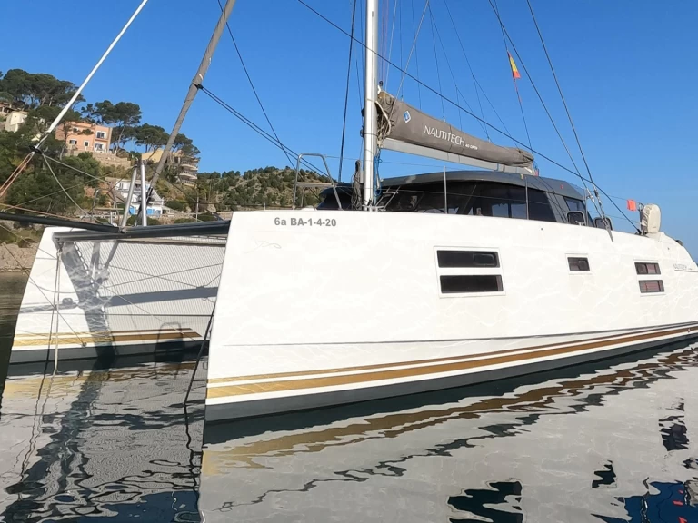 Catamarán para alquilar Pula al mejor precio