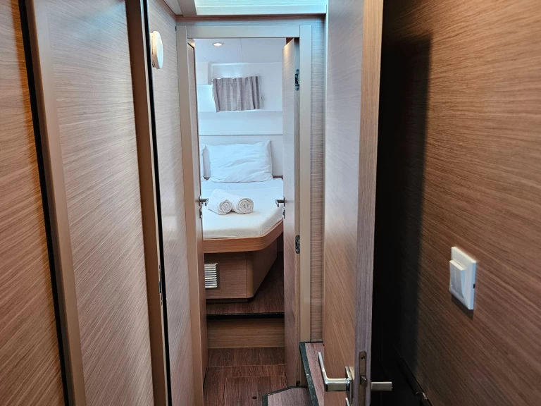 Alquiler Catamarán Lagoon con o sin  título de navegación