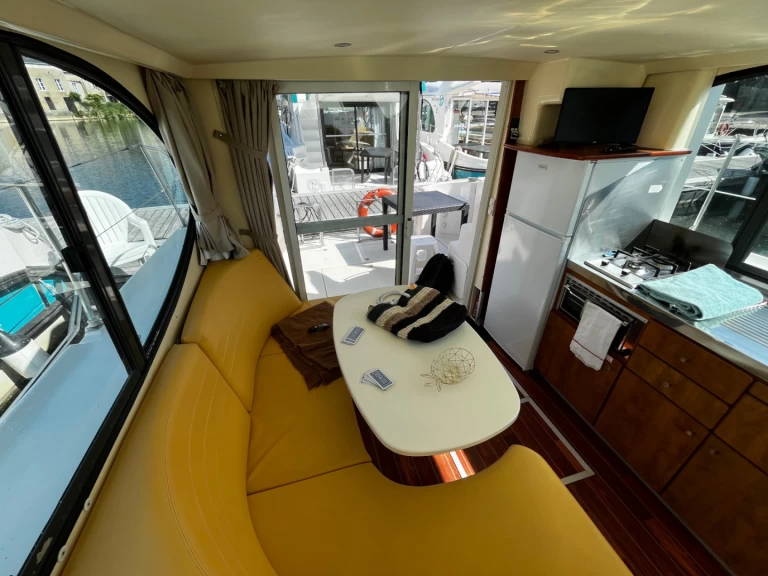 Alquiler de Casa flotante, con o sin patrón Nicols Yacht Grez-Neuville