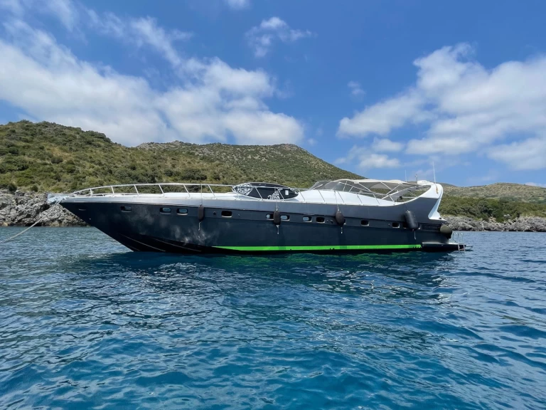 Alquiler Yate de lujo en Salerno -  Mangusta 65