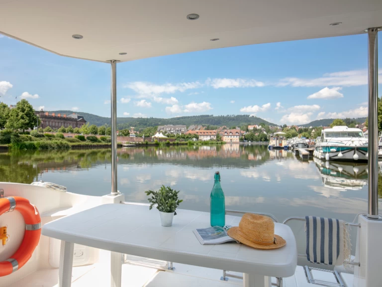 Nicols Yacht Premium Groupe XL 8-12 p. de alquiler a Sablé-sur-Sarthe