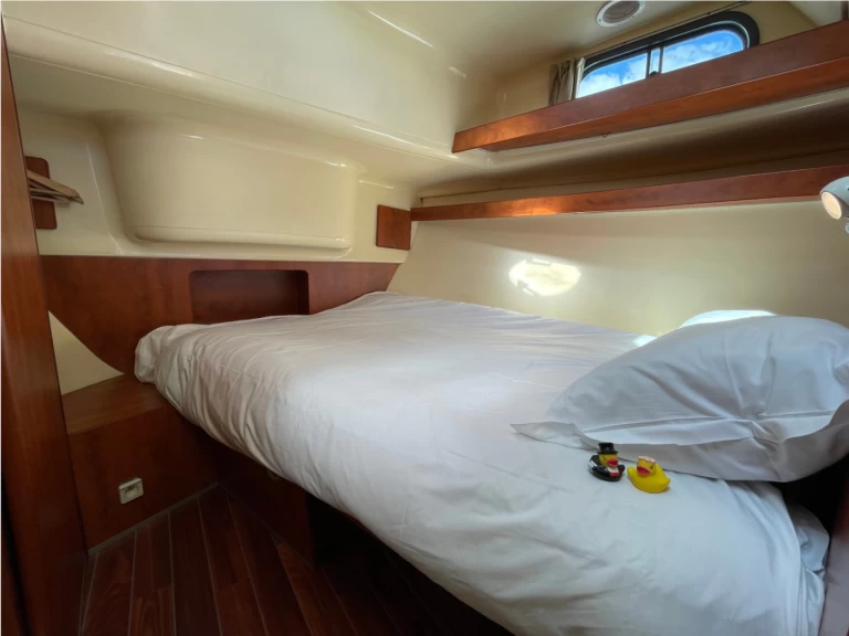 Alquiler de Nicols Yacht Confort Couple XL 2-4 p. en Grez-Neuville