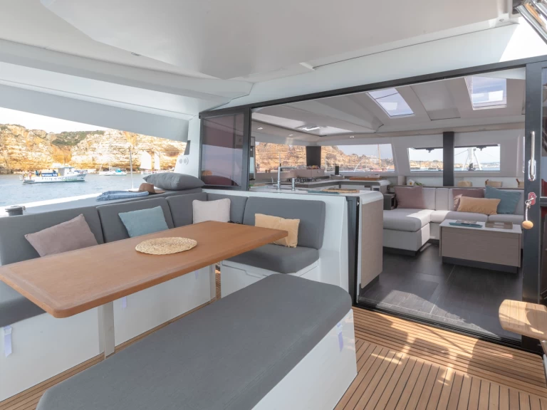 Alquiler de Fountaine Pajot Elba 45 en Port Elizabeth