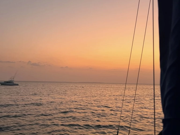 Custom Made Custom made de alquiler a Kendwa