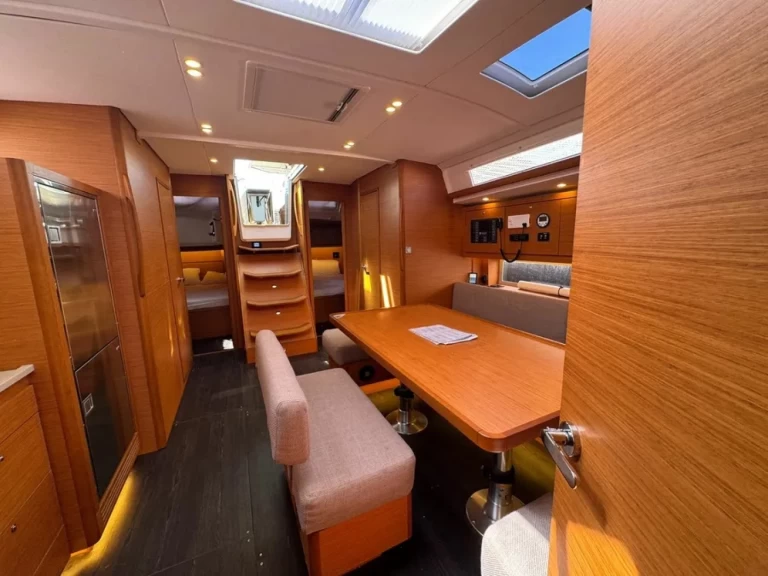 Dufour Dufour 470 de alquiler a Procida