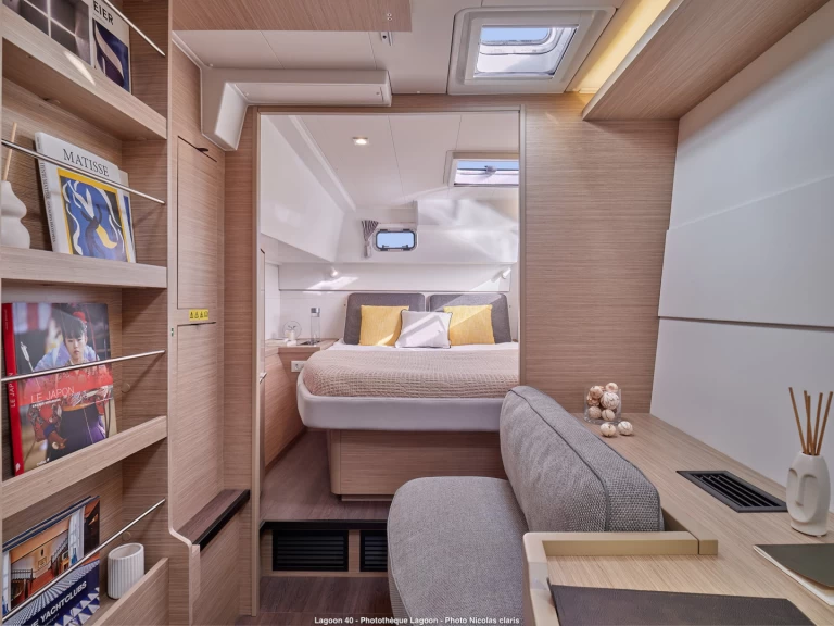 Alquiler Catamarán Lagoon con o sin  título de navegación